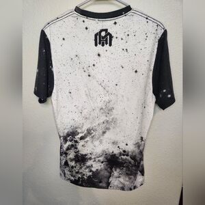 INTO THE AM T-SHIRT All over graphic